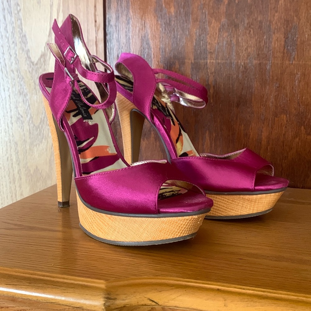 Pink satin Michael Antonio peep toe high heels 418